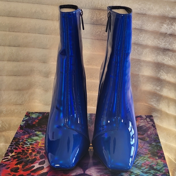 CAPE ROBBIN Blue Hayward Blue Patent Chunky Heel Boots - Picture 3 of 10